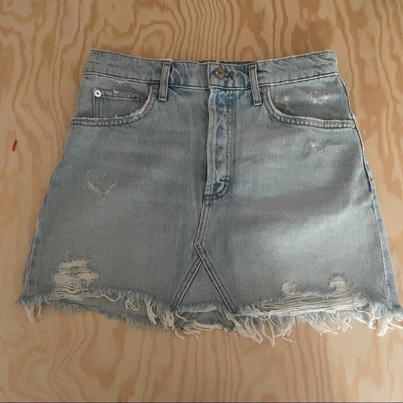 NWT AGOLDE Quinn High Rise Cutoff Denim Miniskirt 27 - Picture 7 of 16